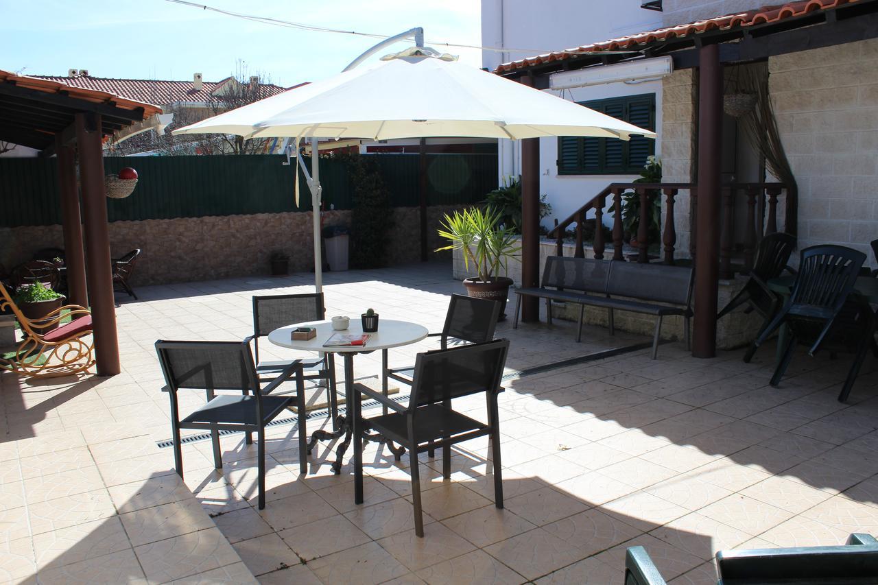 Hostel Casa Lucas Charneca de Caparica Exterior foto