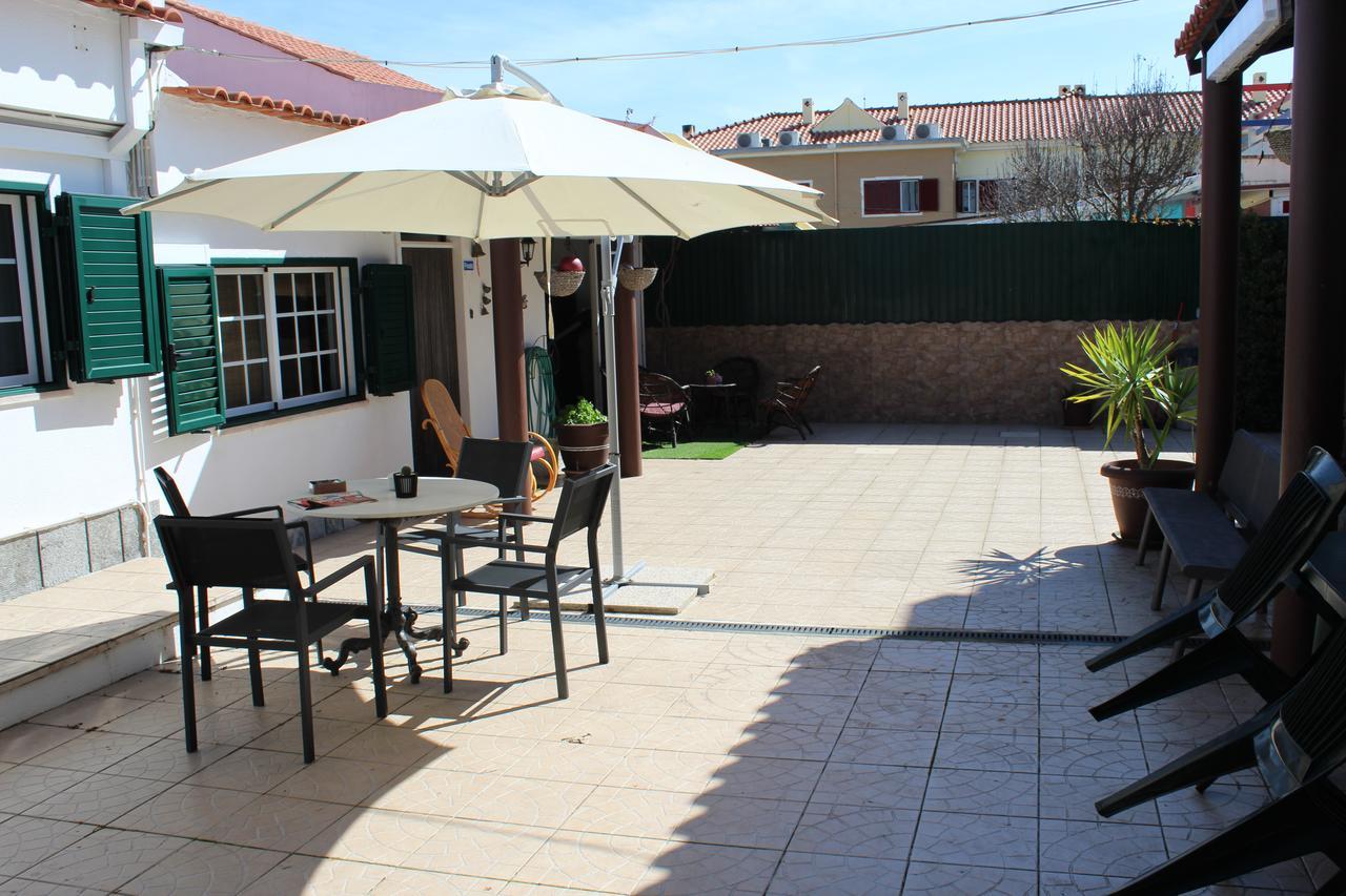 Hostel Casa Lucas Charneca de Caparica Exterior foto